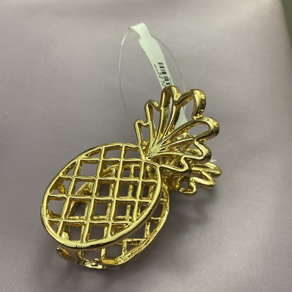 NWT 🍍 Madeline Pineapple Hair Claw Clip - Picture 5 of 8